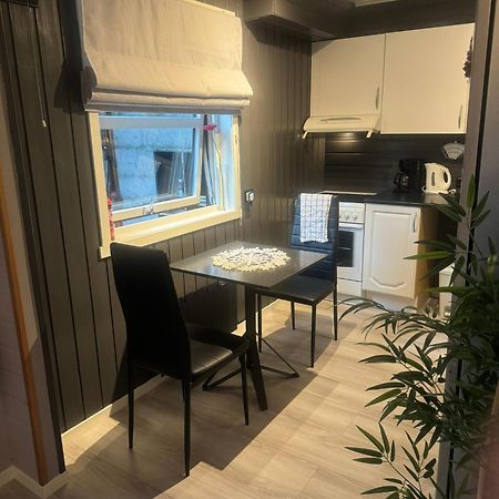 Very Centrally Located Apartment With Free Parking Tromsø Esterno foto