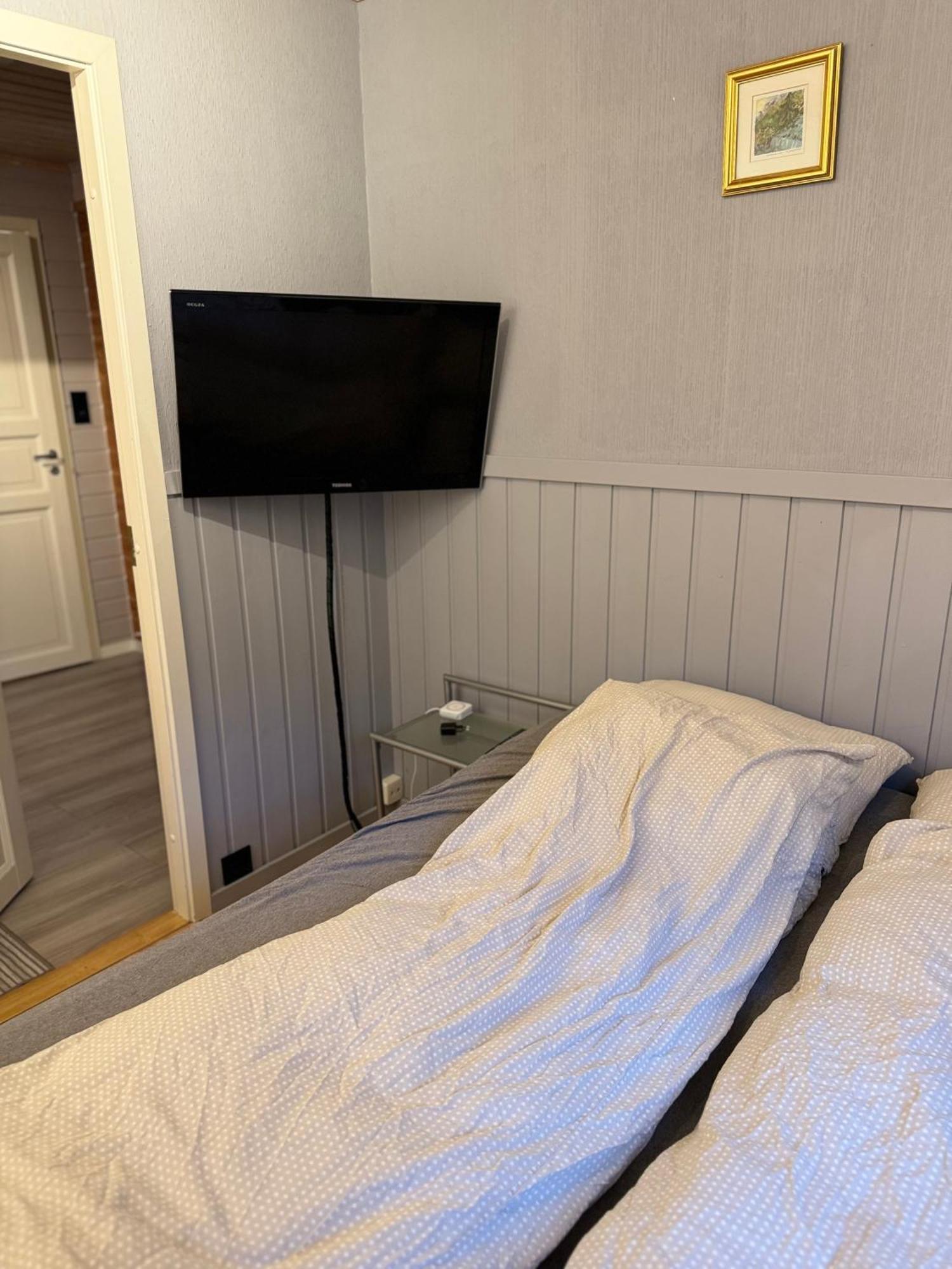 Very Centrally Located Apartment With Free Parking Tromsø Esterno foto